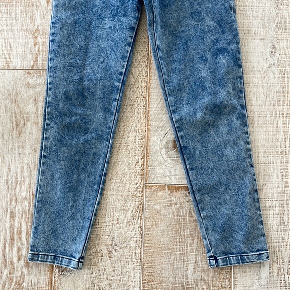 Overalls - Picture 3 of 6